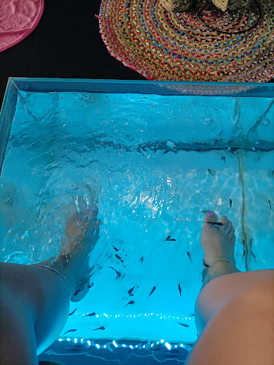 Fish spa Vias * Comme un poisson dans l o * - Thumbnail