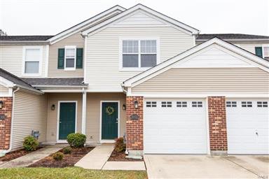 Rebecca Hopkins, Broker with The Property Pros of RE/MAX Signature Properties - Thumbnail