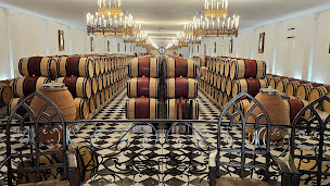 Photo n°7 de VIP WINE TOURS Bordeaux à Bordeaux (Service de transport et d'accompagnement)