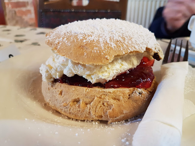 Reviews of The Hayloft closed in Liverpool - Coffee shop