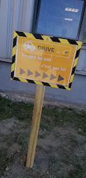 Photo n°12 de La Poste Carré Entreprises à Calais (Poste)