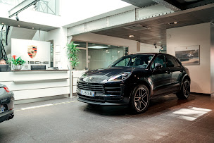 Photo n°25 de Centre Porsche Paris 16 à Paris (Garage automobile)