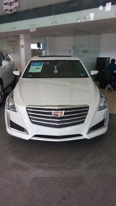 Photos of Cadillac Le&oacute;n
