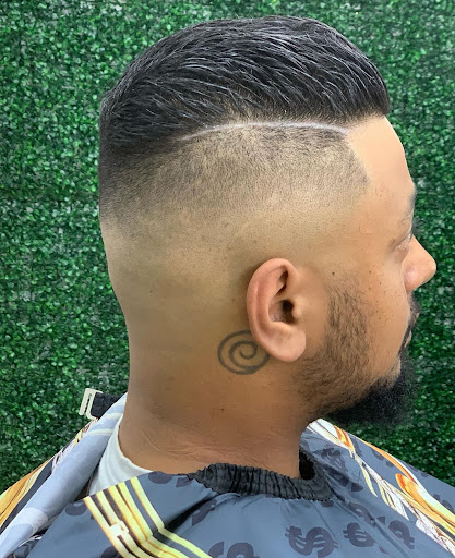 Tommy Brown Barber Barbershop Pakenham - Thumbnail