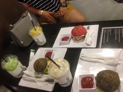 Photos of Black Coffee & Burger