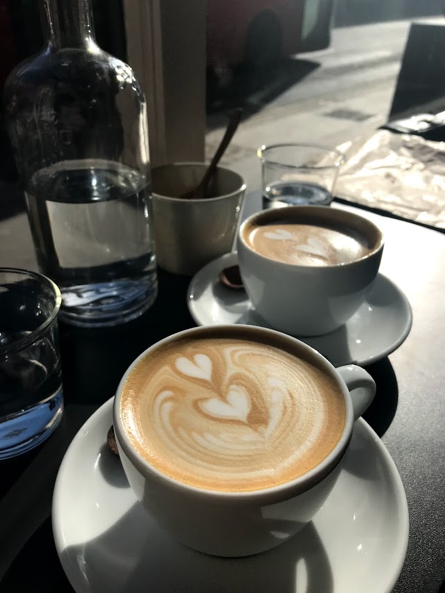Rosslyn Coffee