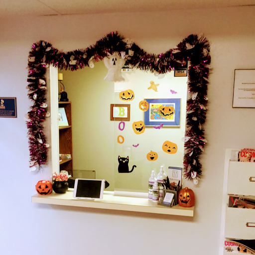 Center for Lice Removal - Greentree Gallery - United States