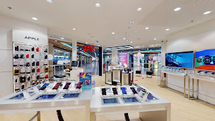 Photo n°10 de Boutique SFR Reze à Rezé (Opérateur téléphonique)