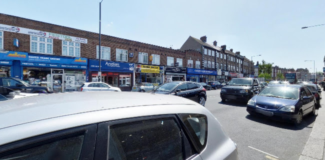 159 Ballards Ln, Church End, London N3 1LJ, United Kingdom