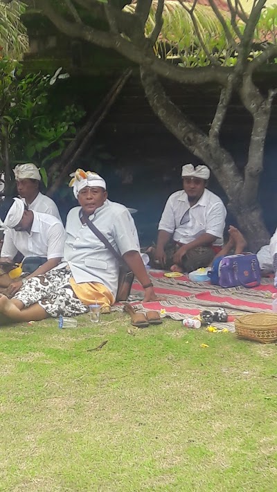 Photos of Pura Kawitan Dalem Sagening.