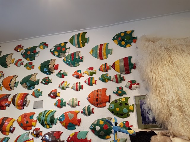 Gustus Shop & Gallery