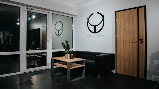Create Yourself Holistic Studio - EMS Wawer, joga, pilates, treningi personalne