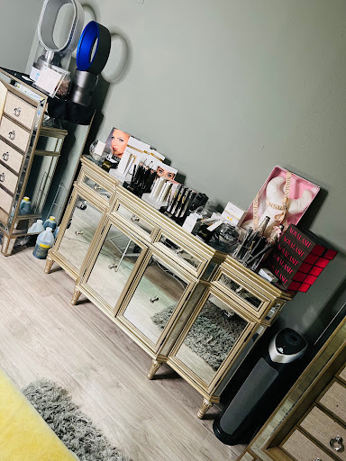 B'Lashed, LLC - Visual