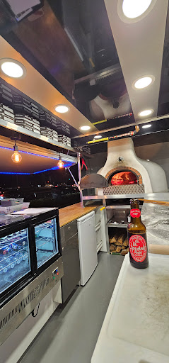 Photo 14 - Latt'In Pizz & Burgers Lattes