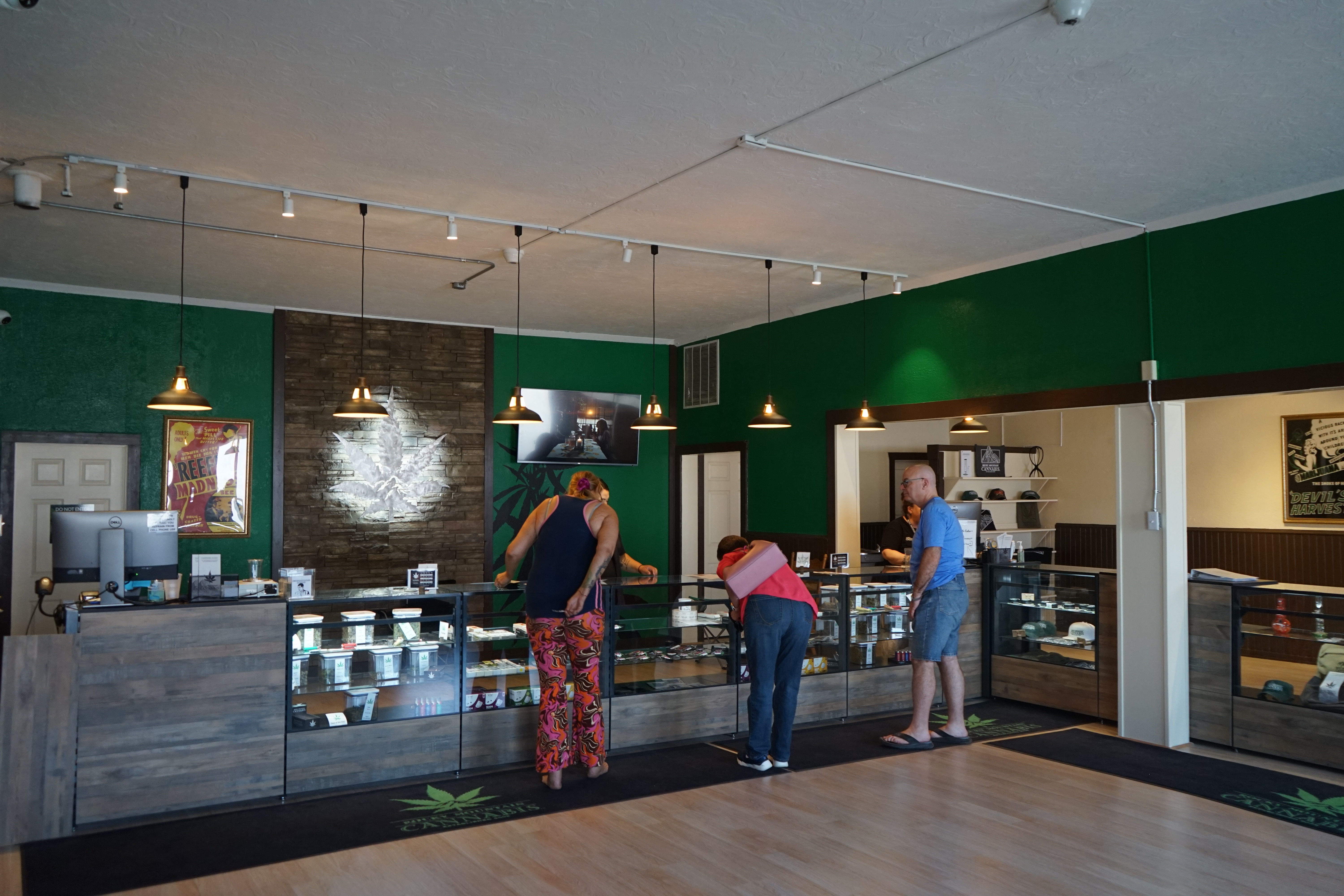 Rocky Mountain Cannabis - Clayton Dispensary