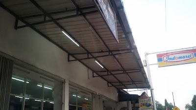 Photos of Indomaret Singkalan