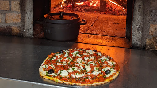 Le Traditionnel - Pizzas au feu de bois, et plats (sur devis) à emporter. - Thumbnail