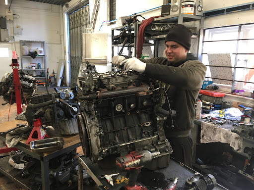 PETE'S BANBURY MOT RECOVERY BODY SHOP Gallery - United Kingdom