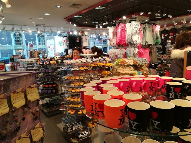 Uniworld 711 New York Souvenirs and Gifts Lowest Prices