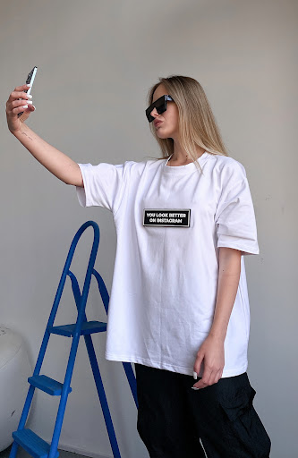 Balencimaga - Visual