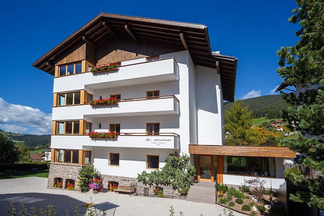 Garni Hotel Dr. Senoner