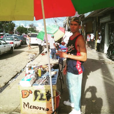 Photos of D' Flii Menores.