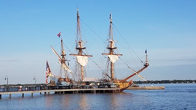 New Castle Battery Park