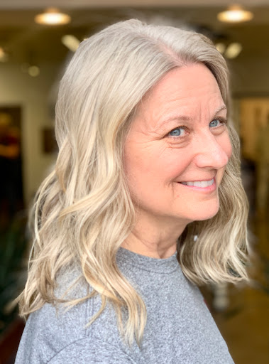 Rebecca Johnson hairstylist - Thumbnail