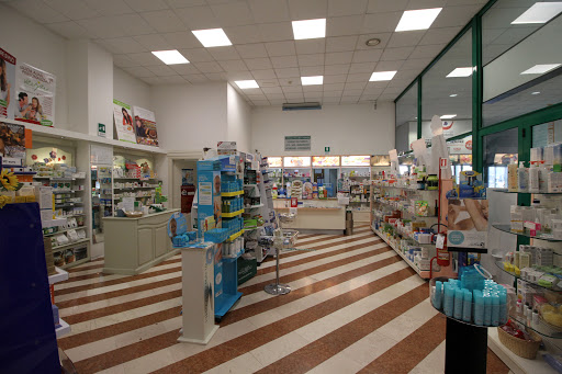 Parafarmacia L'Angolo della Salute Dr.ssa Cristina Malavasi Gallery - Italy