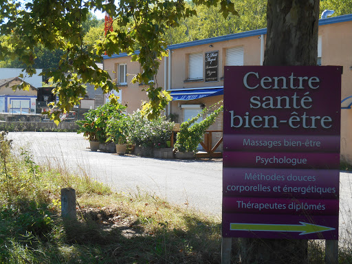 Essentiellement Votre - Thumbnail