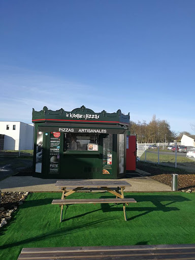 Photo 4 - Le Kiosque à Pizzas Lesneven et son distributeur 24/24h