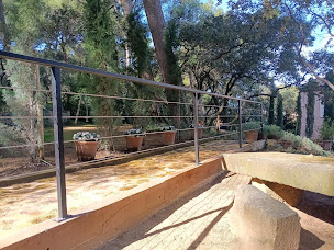 Photo n°3 de SAS BORGHIN0 à Salon-de-Provence (Atelier de menuiserie)