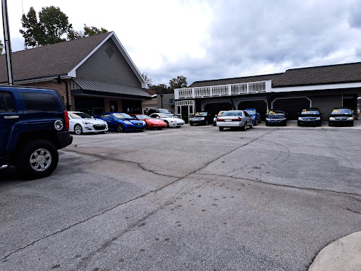 Dee's Auto Sales - Thumbnail