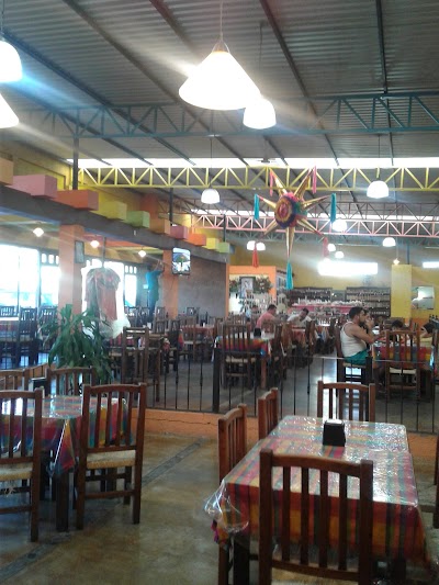 Photos of Mi Capricho Zapata. Restaurante Autopista Guadalajara Mexico.