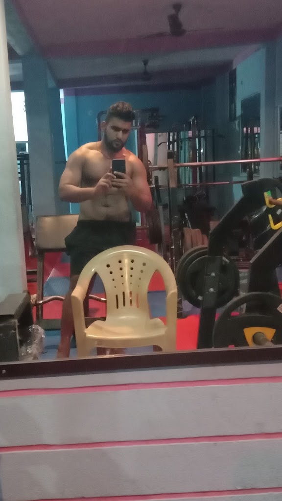 Dp Fitness Freak Gym