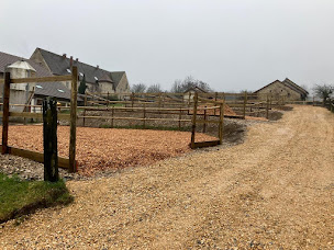 Photo n°8 de Maxibat à Saint-Maurice-de-Gourdans (Maçon)
