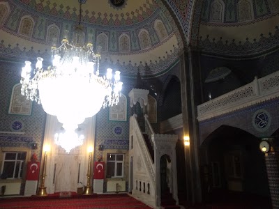 Kalkandere Merkez Cami