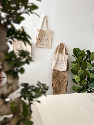 mahina Café & Conceptstore - Thumbnail