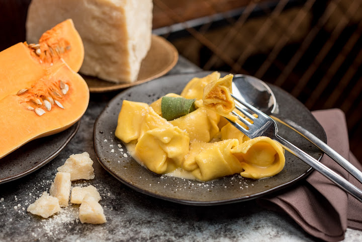 Via Emilia by Food Roots - SHOREDITCH by null