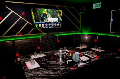 blah blah karaoke (블라블라 노래방)