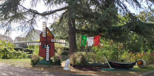 Photo de Résidence autonomie Jean Rostand à Villeneuve-le-Roi (94290)