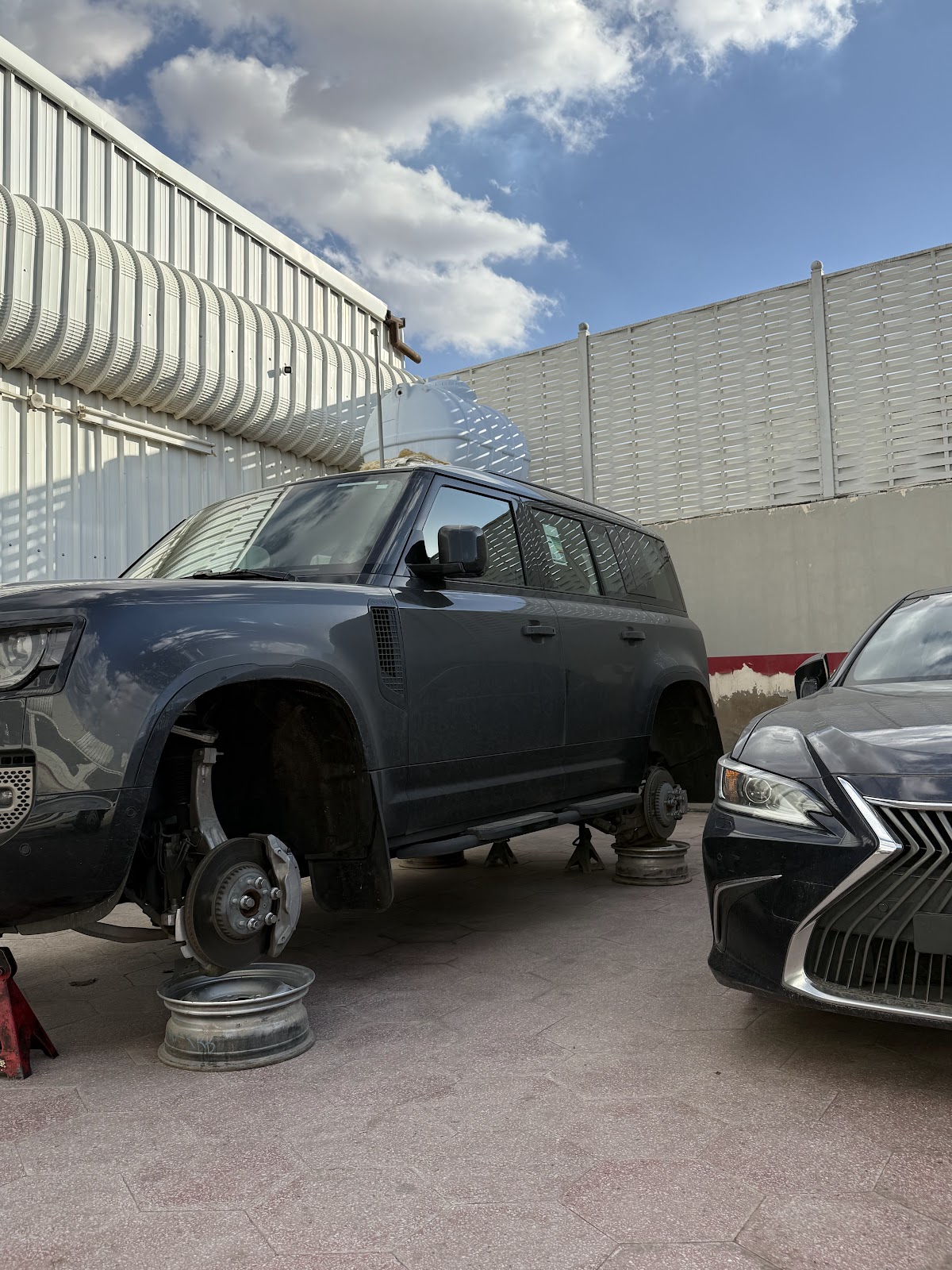 ورشة ركن المستقلة لصيانة السيارات ( تلميع اجود انواع التلميع سراميك ) - صورة 3