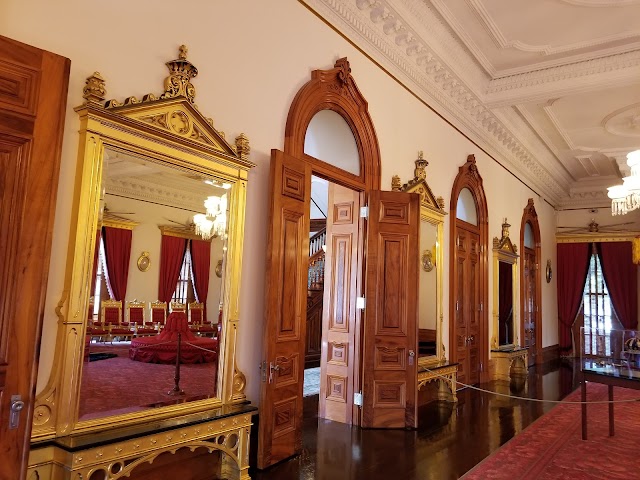 Iolani Palace