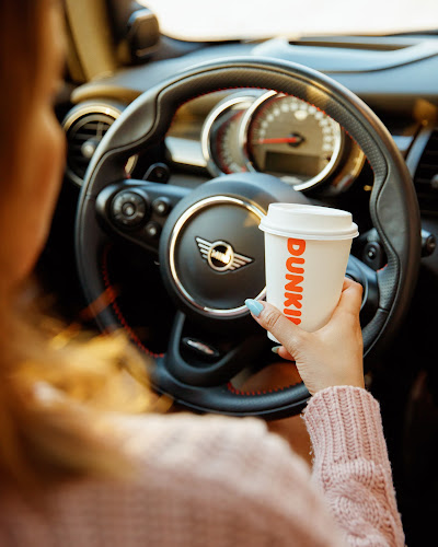 Dunkin' Drive Thru - Cafe