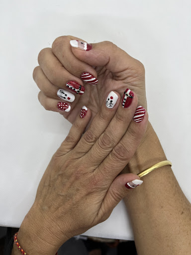 L’univers de l’ongle Ongles a Hyeres - Thumbnail