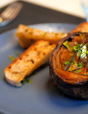 Aubergine À la Grecque Pain À L'origan