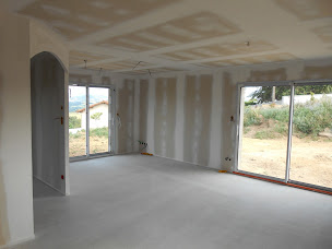 Photo n°8 de BRUYAS PLATRERIE à Marcenod (Peintre en bâtiment)