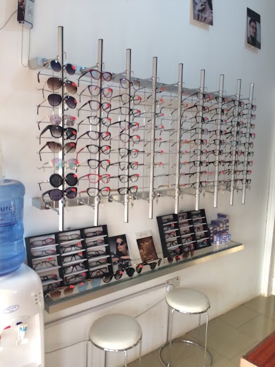Photos of Lotus Opticals