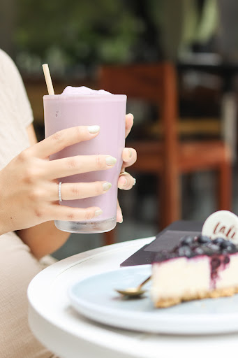 Alúa Hand Bar + Cafe