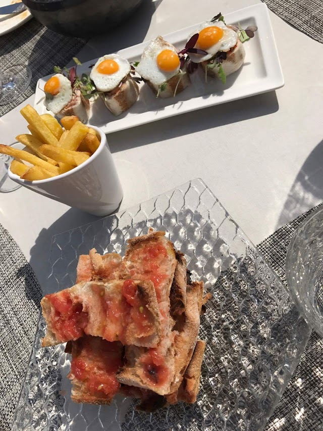 Mood Restaurant